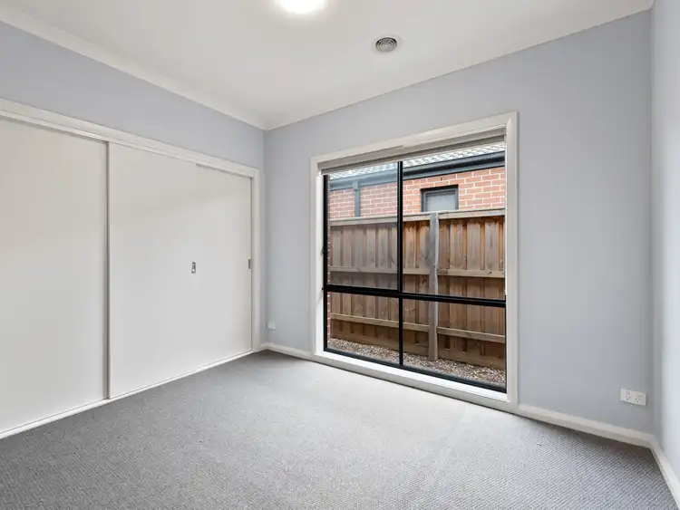 Fifth view of Homely house listing, 33 Clairwood Avenue, Pakenham VIC 3810