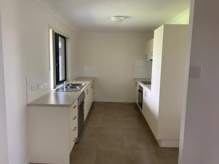 Sixth view of Homely house listing, 5 Williamtown Court, Rural View QLD 4740