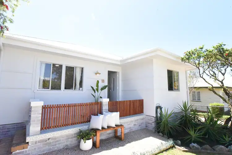 18 Stuart Street, Eastern Heights QLD 4305