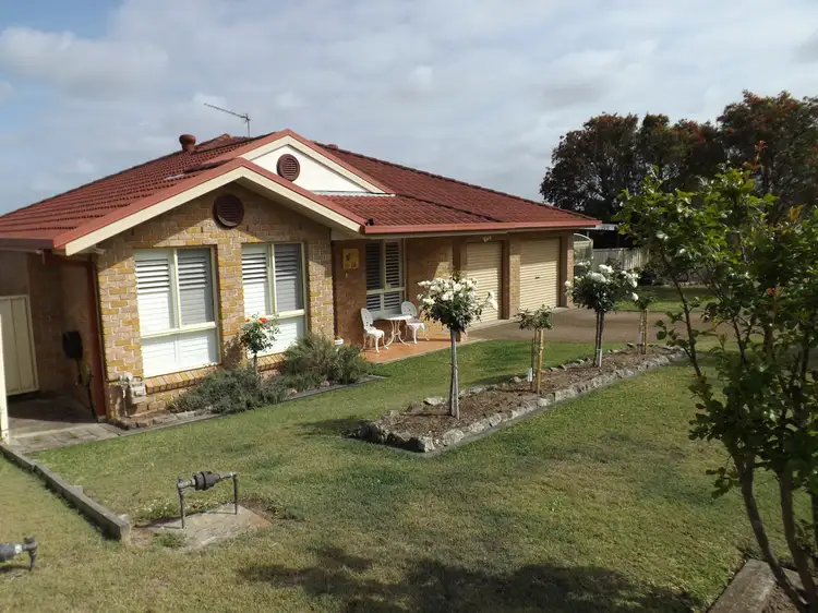 18 Benjamin Circle, Rutherford NSW 2320