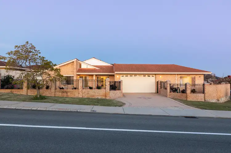 48 Redcliffe Avenue, Marangaroo WA 6064