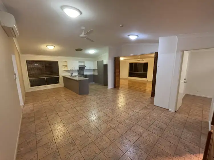 Second view of Homely house listing, 8 Bandicoot Crescent, Doolandella QLD 4077