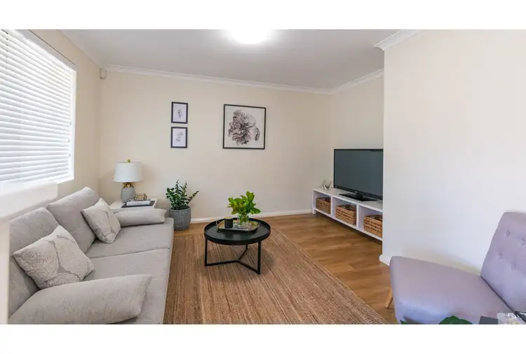 1/15-17 McWhae Gardens, Bayswater WA 6053