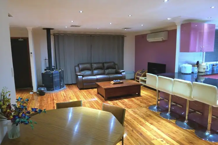 10 Sherwood Street, Northmead NSW 2152