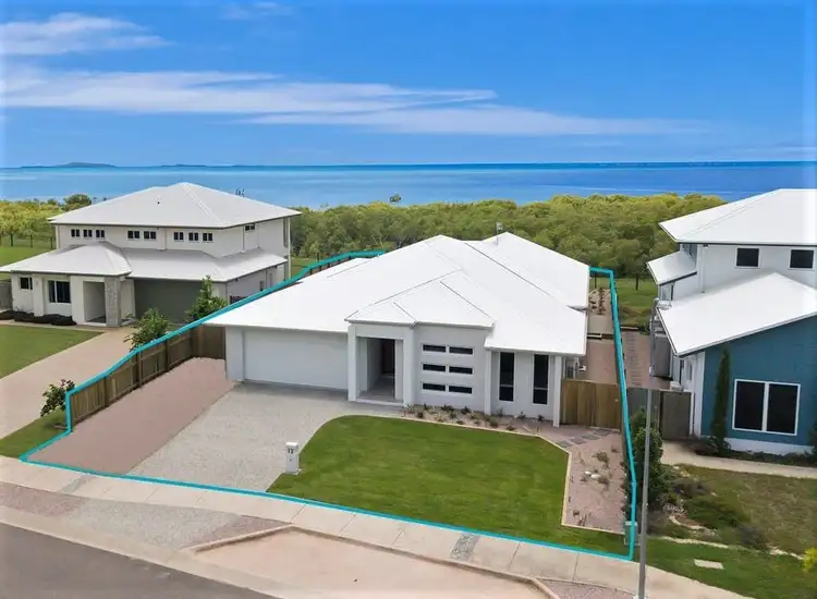 12 Dune Parade, Bushland Beach QLD 4818