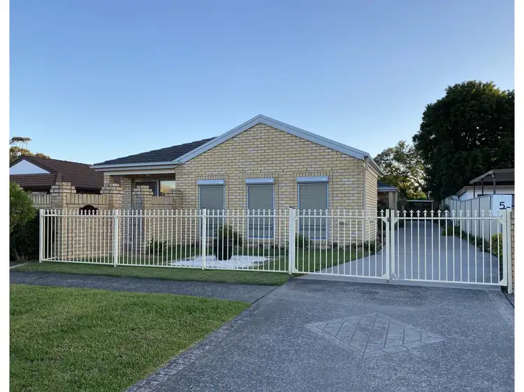 3/10 Waratah Avenue, Woy Woy NSW 2256