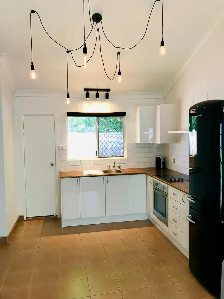 Main view of Homely flat listing, UNIT 7/485 MCCOOMBE STREET, Mooroobool QLD 4870