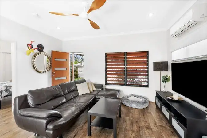 9 MARY STREET, Parramatta Park QLD 4870