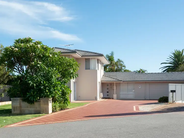 17 CELINA CRESCENT, Kingsley WA 6026