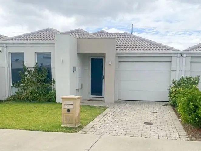 6 cowes street, Harrisdale WA 6112