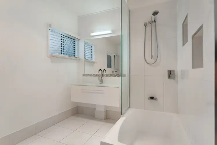 Fifth view of Homely house listing, 8 MCKENDRY STREET, Emerald QLD 4720