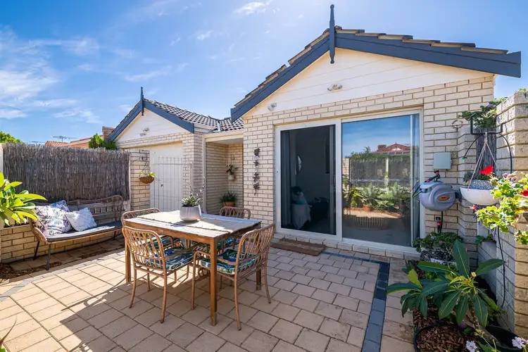 Fifth view of Homely villa listing, UNIT 1/5 EMMA COURT, Currambine WA 6028