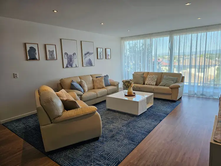 UNIT 3301/2 ACTIVA WAY, Hope Island QLD 4212