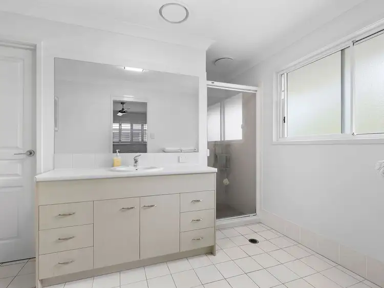 Fifth view of Homely house listing, 6 TRANQUIL PLACE, Mcdowall QLD 4053