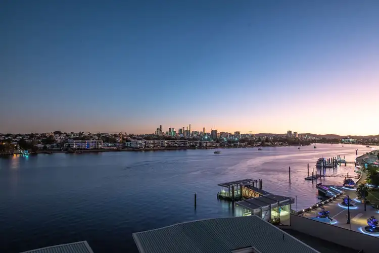 Main view of Homely apartment listing, UNIT 25/23 HARBOUR ROAD, Hamilton QLD 4007