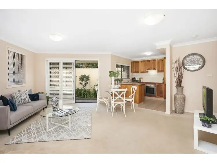 Second view of Homely townhouse listing, 2/92 Toronto Parade, Sutherland NSW 2232