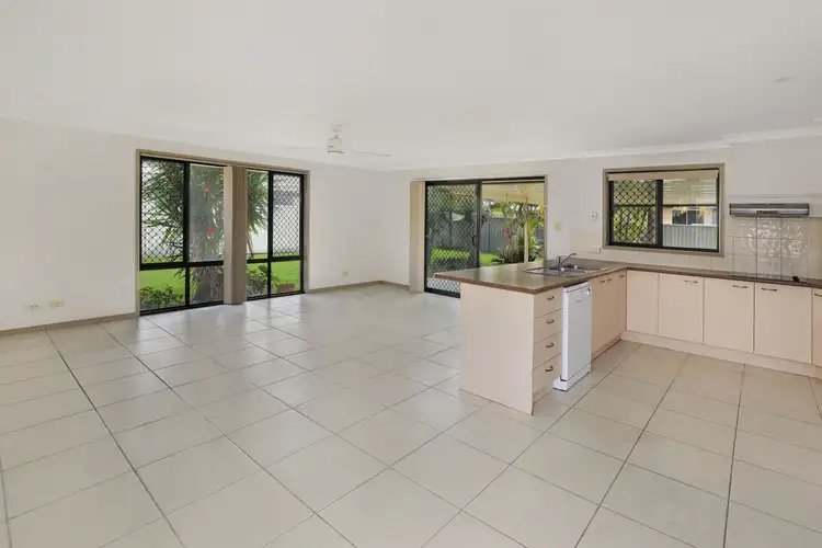 27 MADDOCK AVENUE, Mooloolah Valley QLD 4553