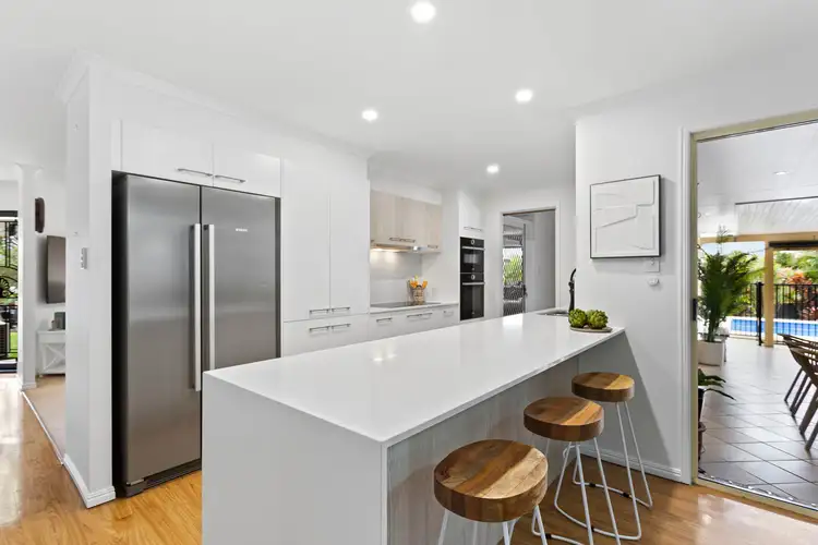9 DOYEN COURT, Warner QLD 4500