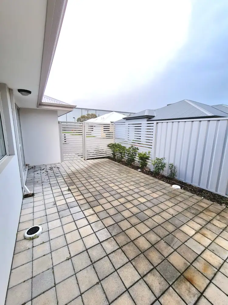 Seventh view of Homely villa listing, 84 RAILWAY PARADE, Queens Park WA 6107
