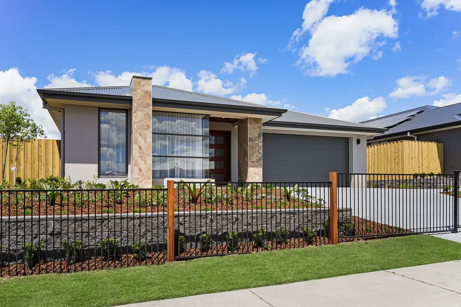 Main view of Homely house listing, 42 KINGHAM CIRCUIT, Thornton NSW 2322