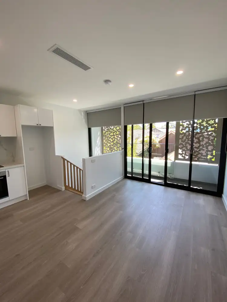 Main view of Homely unit listing, UNIT 1/785 GLENFERRIE ROAD, Hawthorn VIC 3122