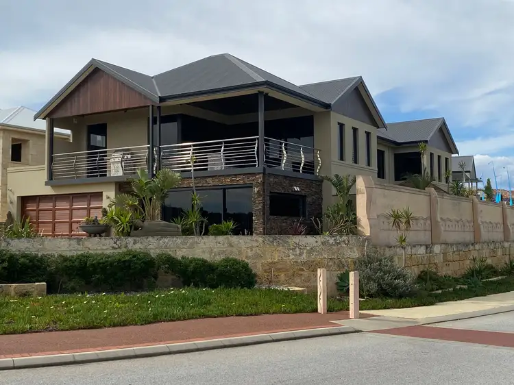 595 BURNS BEACH ROAD, Iluka WA 6028