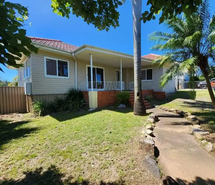 16 BERTHA STREET, Goodna QLD 4300