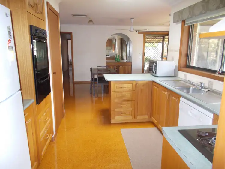 Fourth view of Homely house listing, 10 CLARENCE STREET, Shepparton VIC 3630