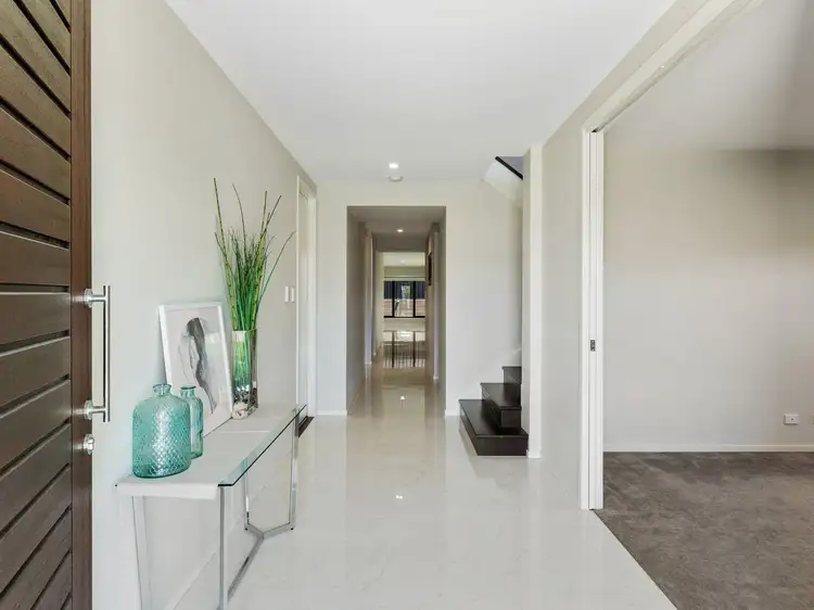 Second view of Homely house listing, 8 Maculata Crescent, Karawatha QLD 4117