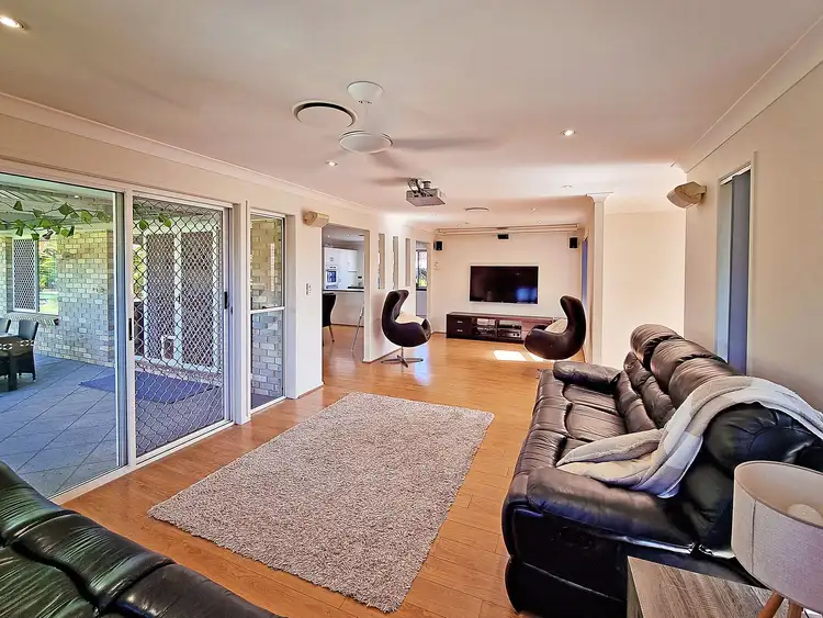 Third view of Homely house listing, 7 CHISHOLM COURT, Albany Creek QLD 4035