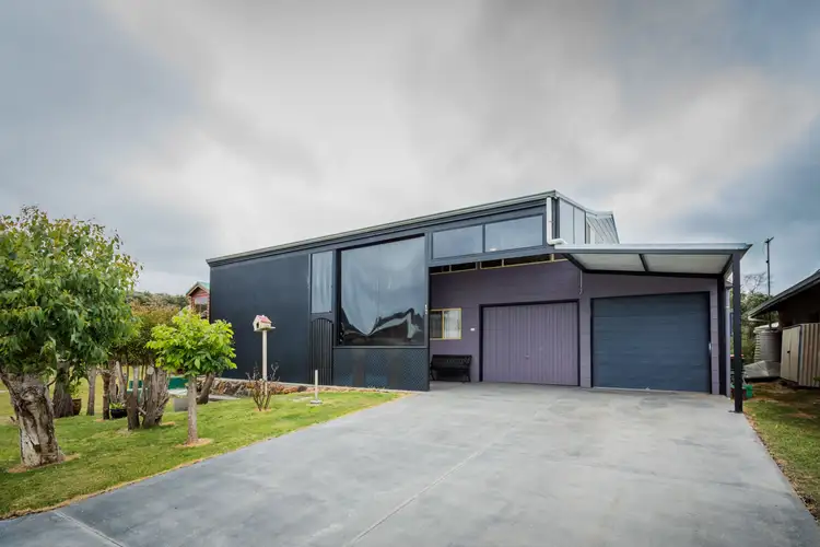 17 FIFTH AVENUE, Peaceful Bay WA 6333