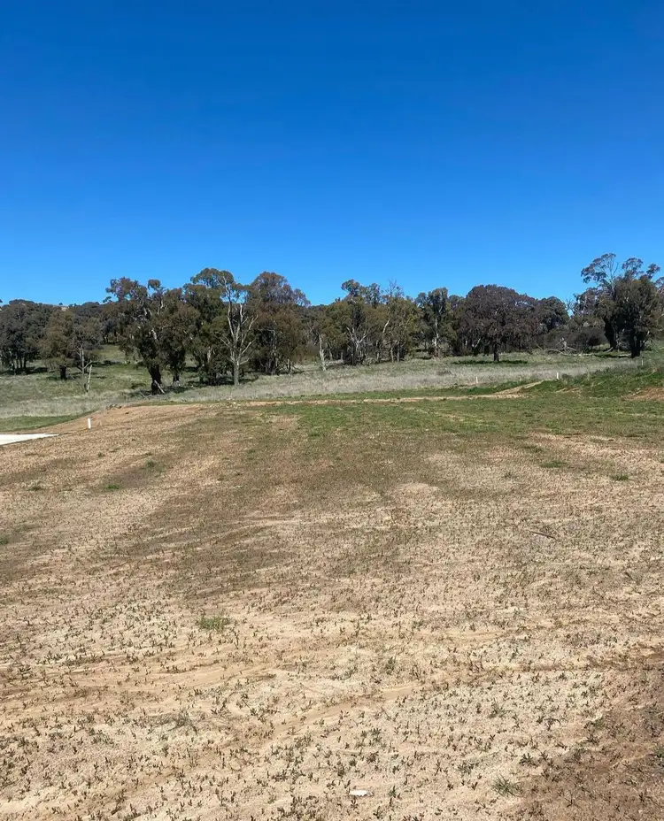 6 Castle vista, Blayney NSW 2799