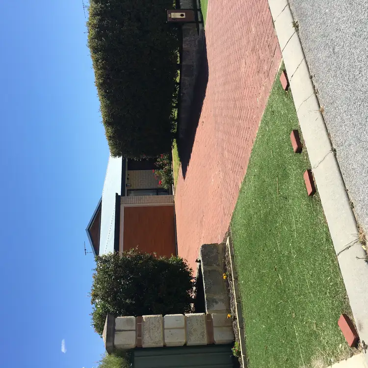 Second view of Homely house listing, 4 YORLOR WAY, Quinns Rocks WA 6030