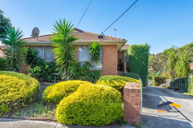 4A CHISHOLM AVENUE, Attwood VIC 3049