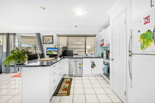Fourth view of Homely house listing, 18 HILLDALE CRESCENT, Morayfield QLD 4506