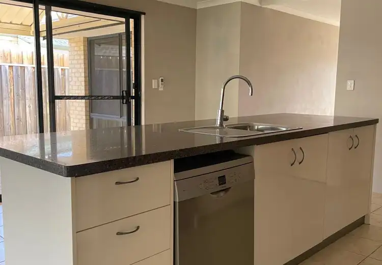 Fifth view of Homely house listing, 257 PEELWOOD PARADE, Halls Head WA 6210