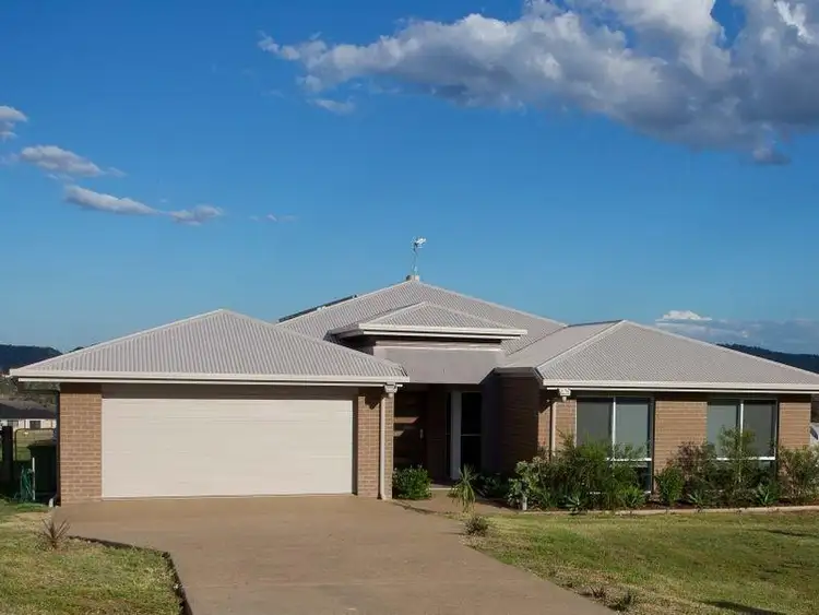31 Nagle Crescent, Hatton Vale QLD 4341