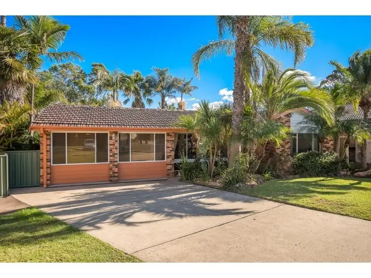 27 Svensden Place, Ingleburn NSW 2565