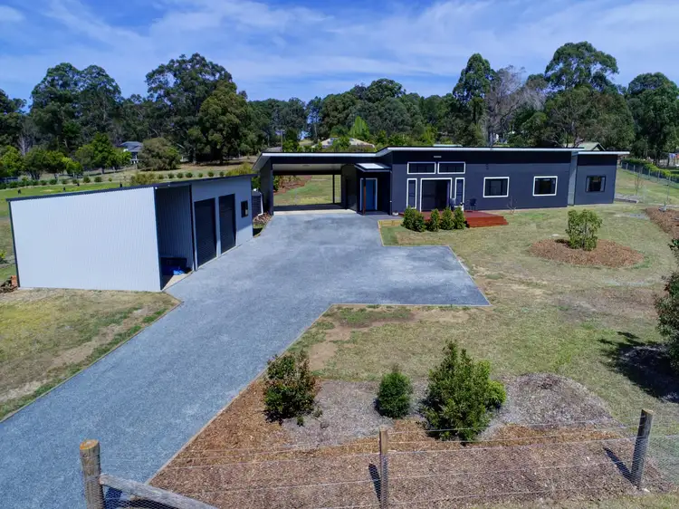 6 Cullen Grove, Hallidays Point NSW 2430