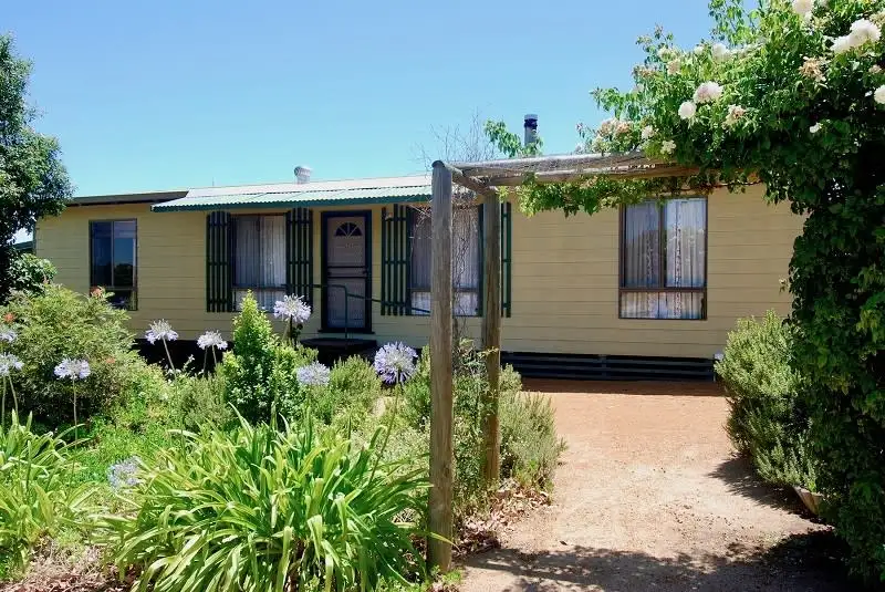 Main view of Homely house listing, 52 Raglan Street, Pingelly WA 6308