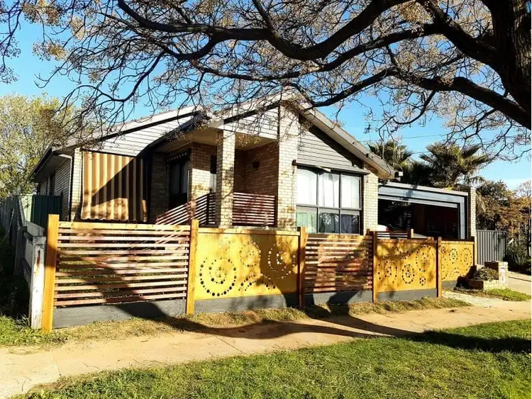 10 Lobb Street, North Bendigo VIC 3550