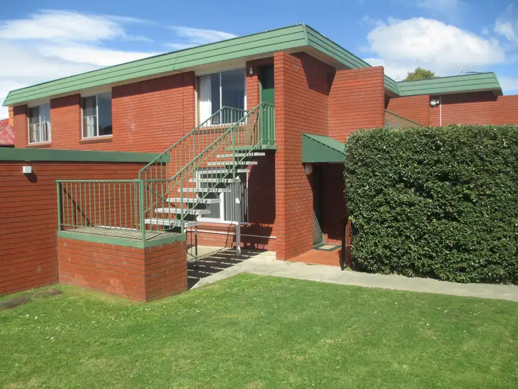 Main view of Homely unit listing, 2/20 Lincoln Street, Lindisfarne TAS 7015