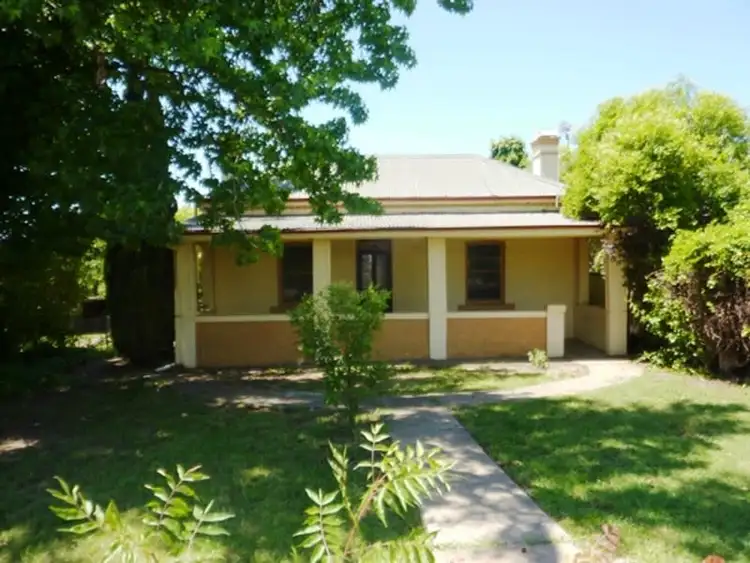 10 Shields Lane, Molong NSW 2866