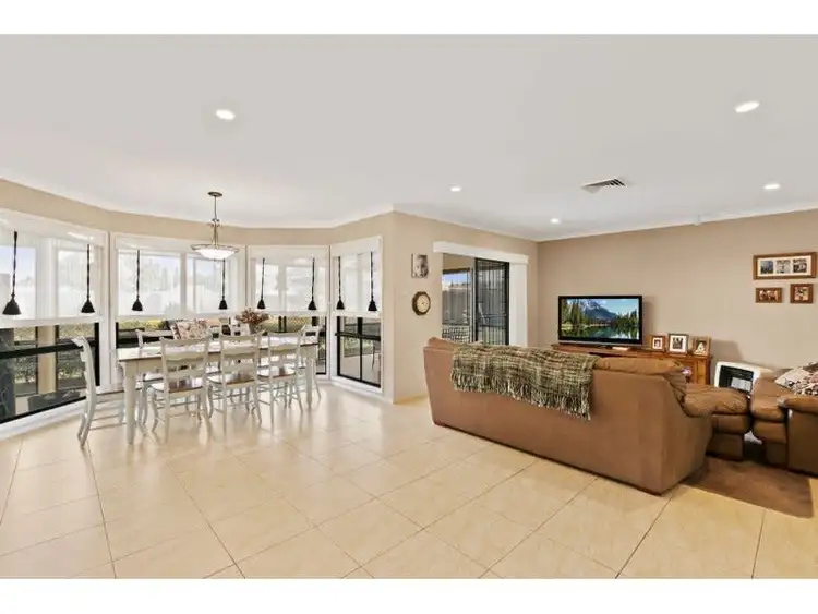 Fifth view of Homely house listing, 240 Somerset Drive, Thornton NSW 2322