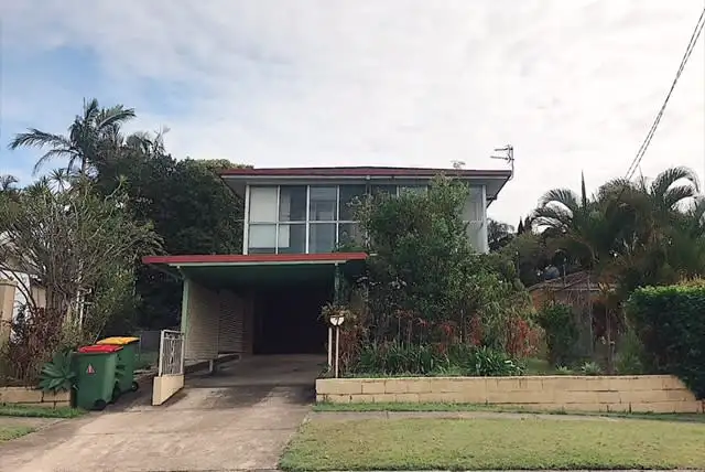 7 Mary Street, Labrador QLD 4215