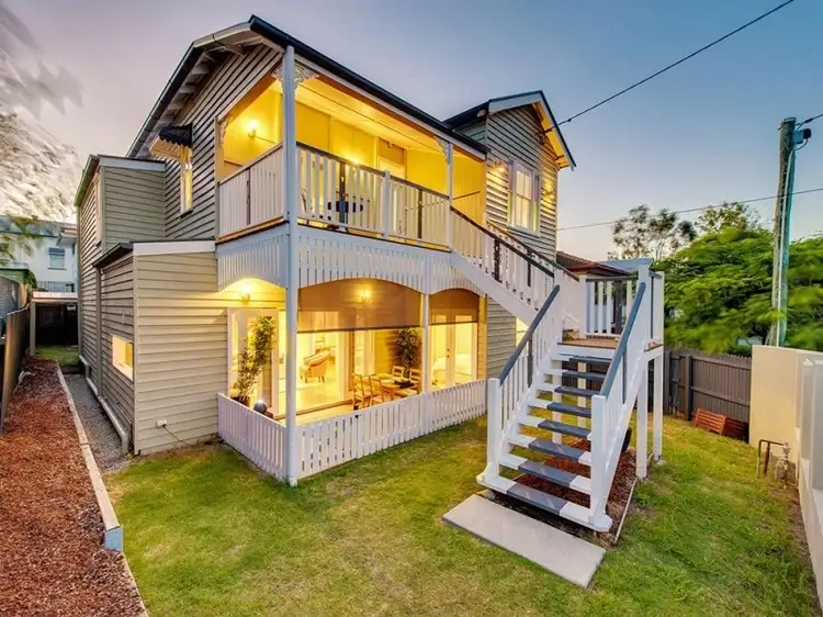 7A St Leonards Street, Coorparoo QLD 4151