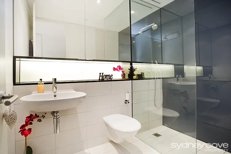 Fifth view of Homely apartment listing, 2412/101 Bathurst Street, Sydney NSW 2000