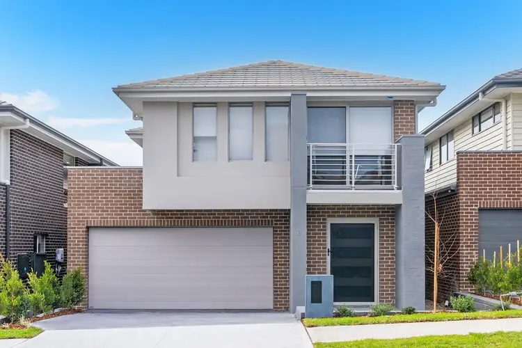 8 Buljubasich Street, Austral NSW 2179