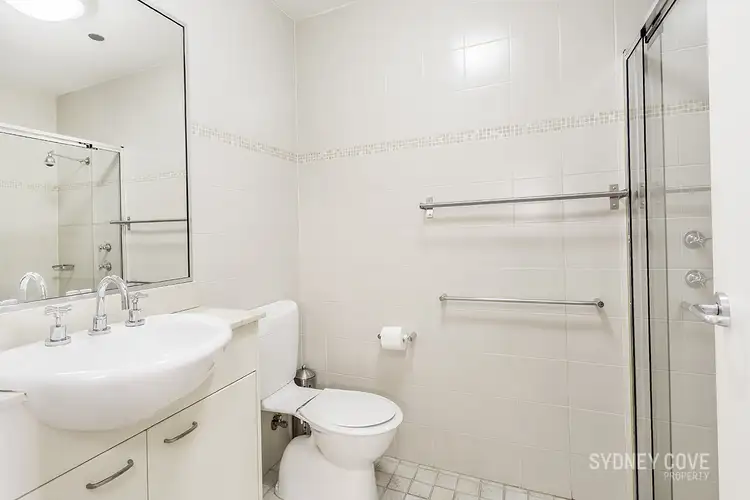 Fifth view of Homely apartment listing, 38 Bridge St, Sydney NSW 2000