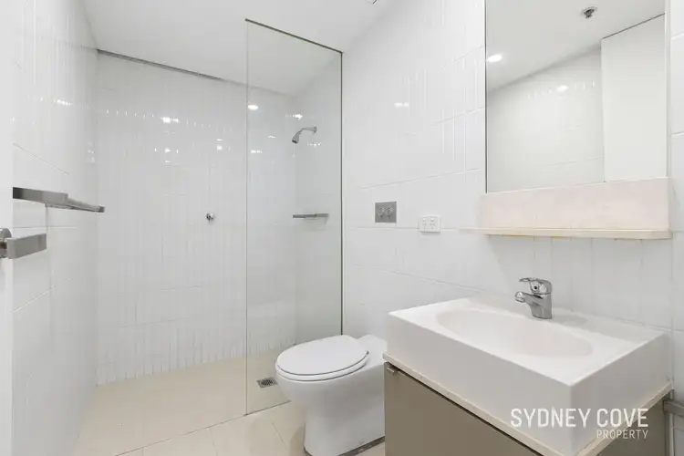 Fifth view of Homely apartment listing, 505/129 Harrington Street, Sydney NSW 2000